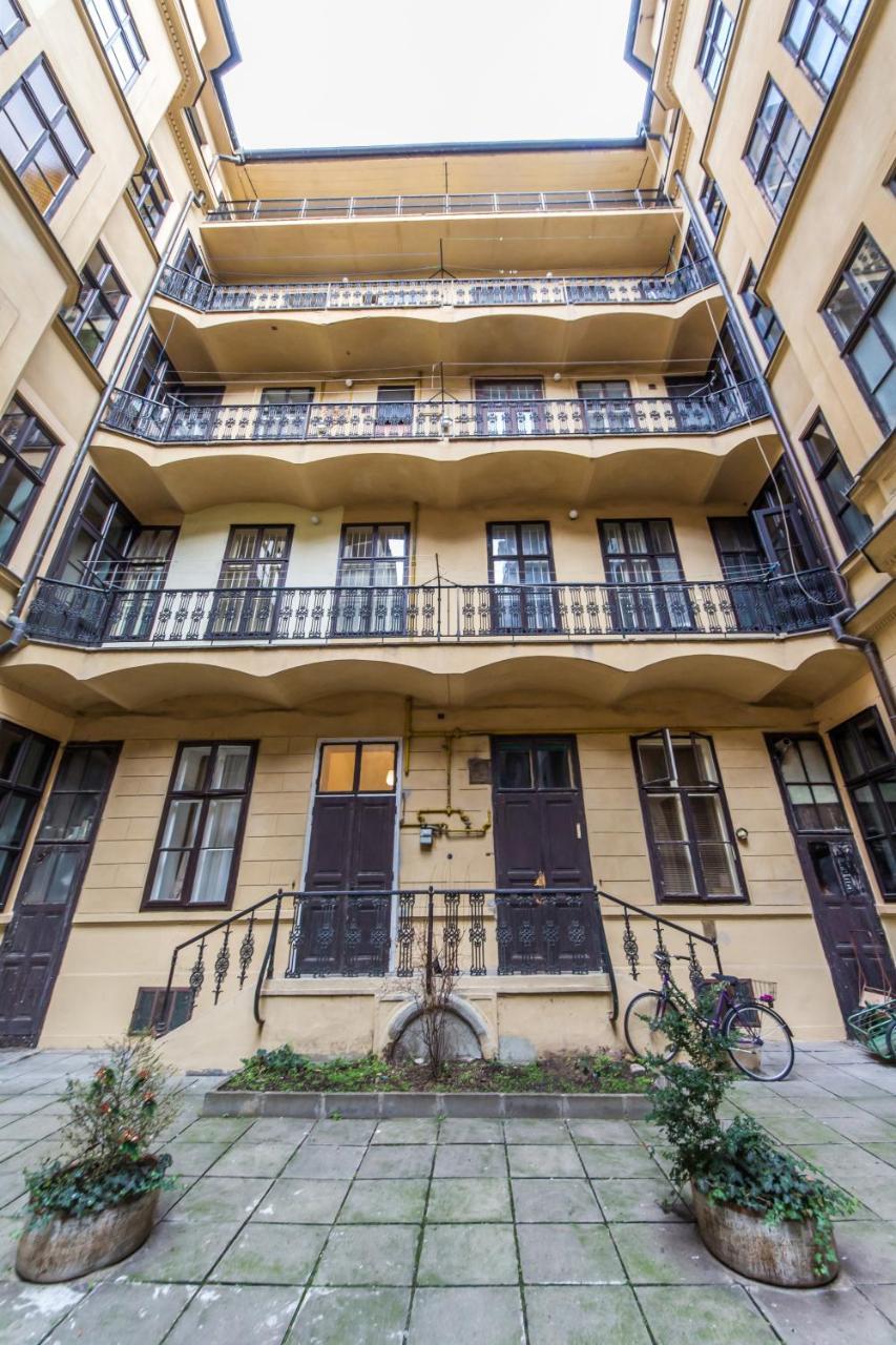Hradebni Nr. 5 * Praga